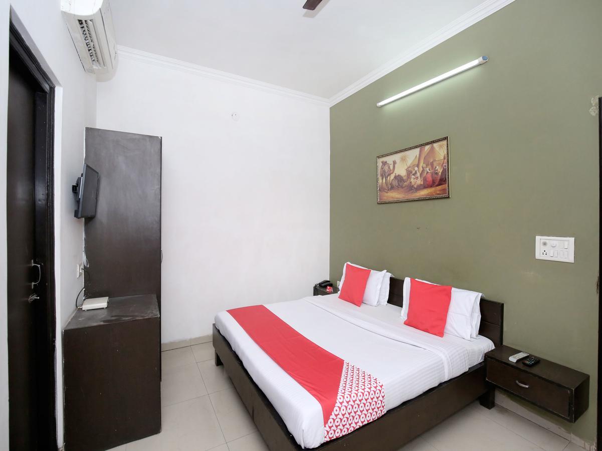 Oyo 12972 Hotel Krishna Castle Amritsar Exteriör bild