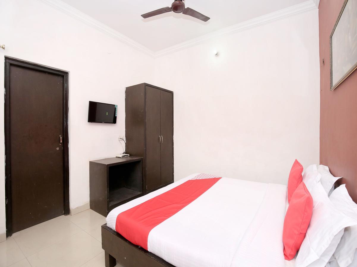 Oyo 12972 Hotel Krishna Castle Amritsar Exteriör bild