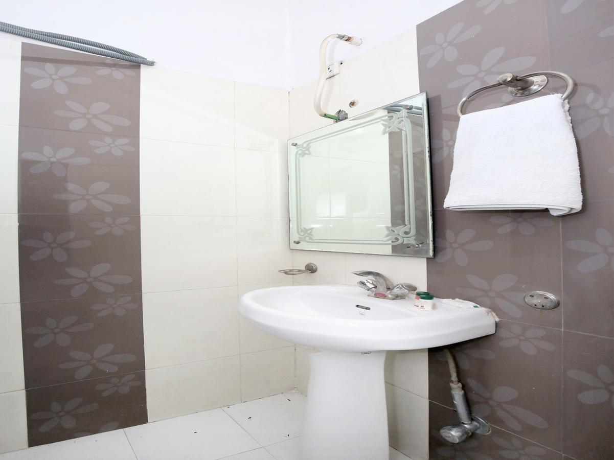 Oyo 12972 Hotel Krishna Castle Amritsar Exteriör bild